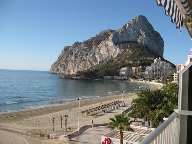Medi Playa primera linea con aparcamiento Calpe Esterno foto